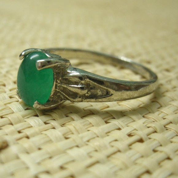 Sterling Silver Plated Green Agate Ring Scallop Design - Picture 4 of 8